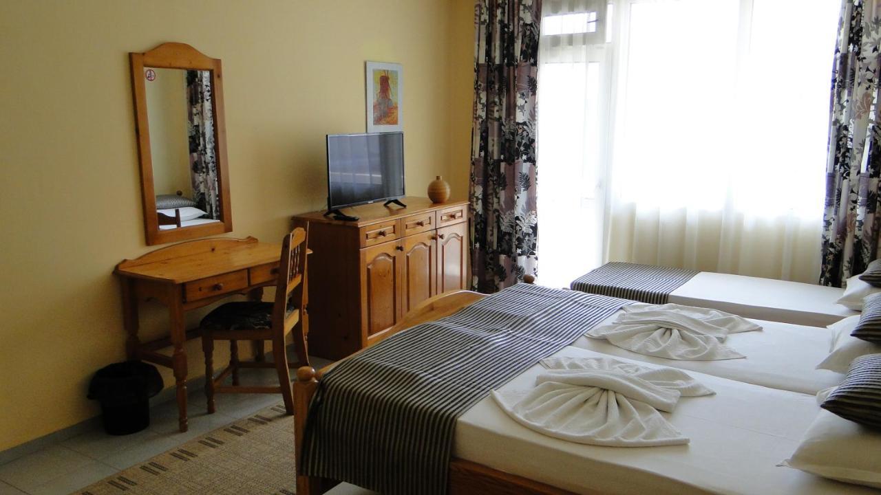 Stemak Hotel Pomorie Extérieur photo