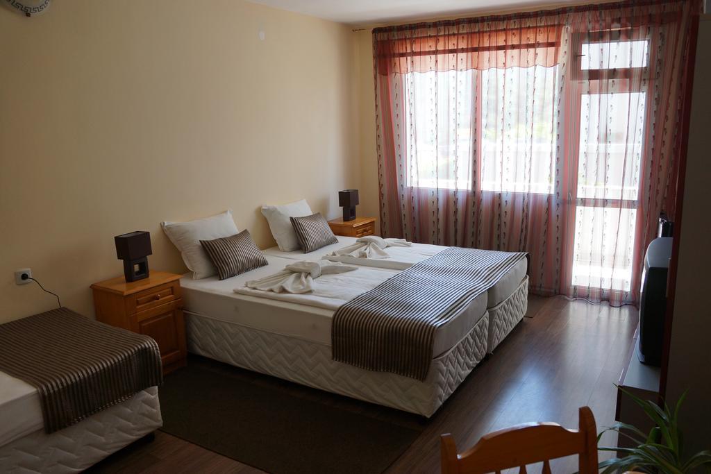Stemak Hotel Pomorie Extérieur photo